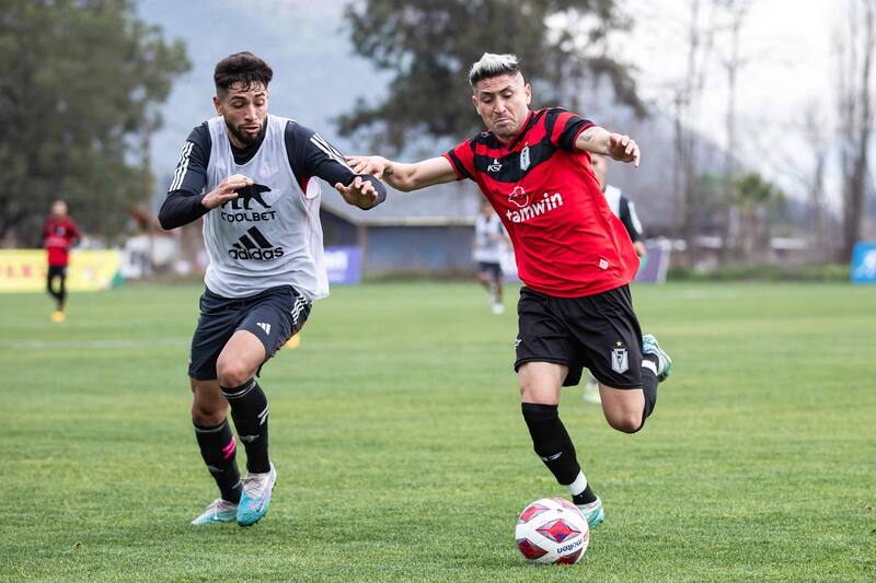 Los albos derrotaron por 8-2 a Santiago Morning.