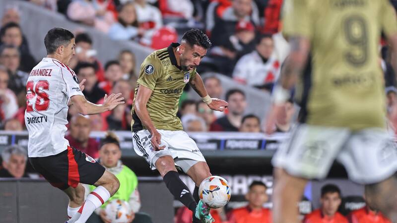 “La estafa más grande”: hinchas explotaron contra el rendimiento de este jugador de Colo Colo
