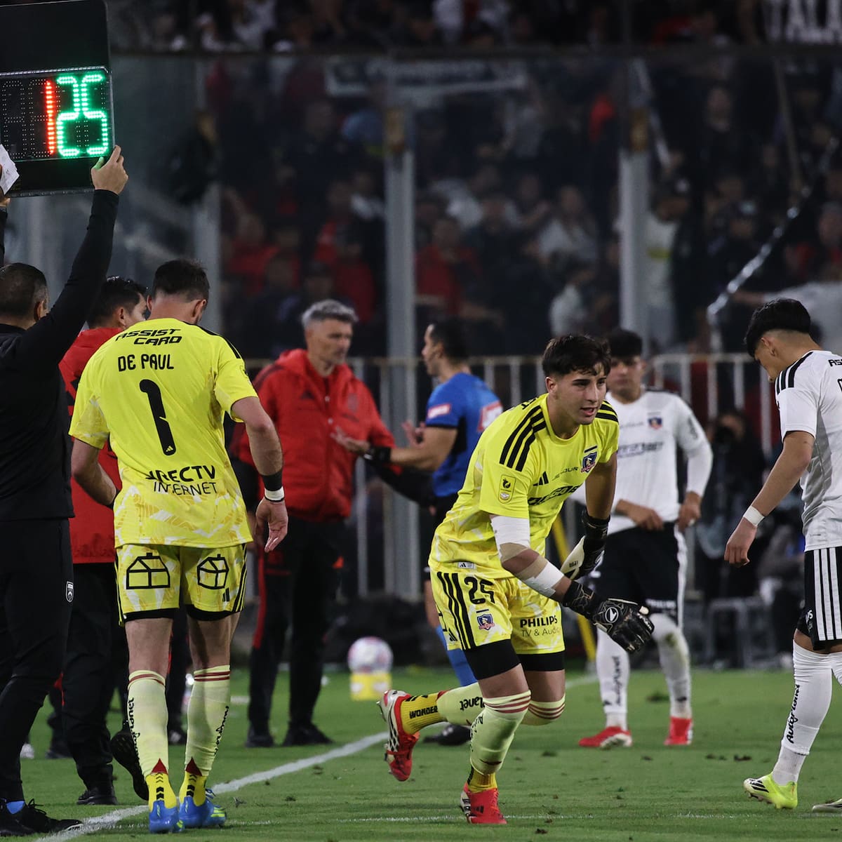 Vidal fuera y Sosa junto a De Paul con preocupantes lesiones: Alerta total en Colo-Colo tras derrota
