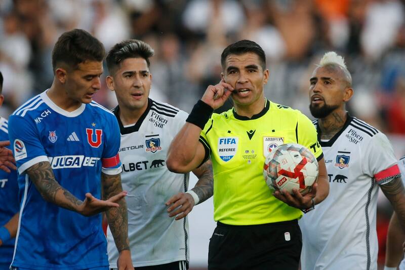 ante la U por la primera rueda del Campeonato Nacional. Foto: Aton.