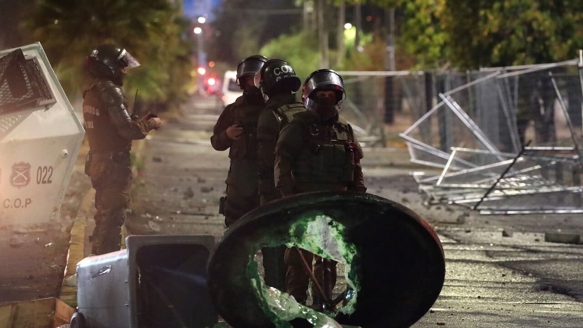Se mantiene el arresto domiciliario total para carabineros imputados por muerte de los hinchas de Colo-Colo