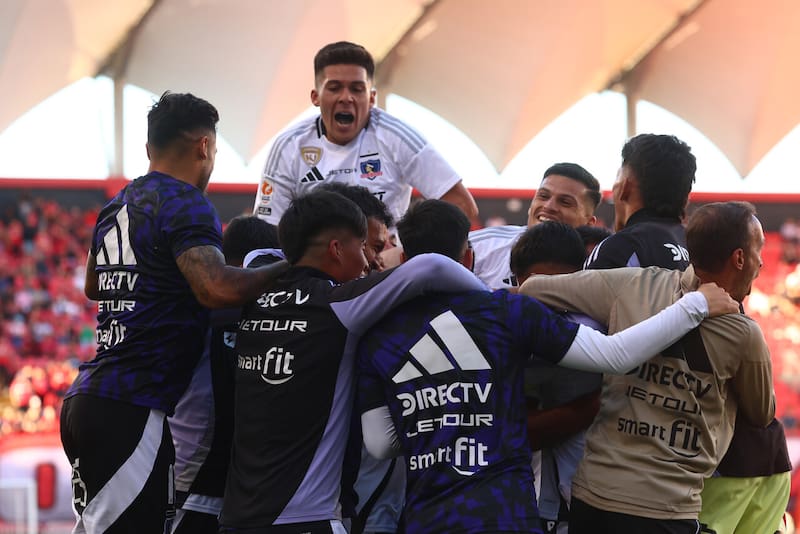 Los albos superaron a Ñublense por la cuenta mínima en Chillán. Foto: Agencia ATON.