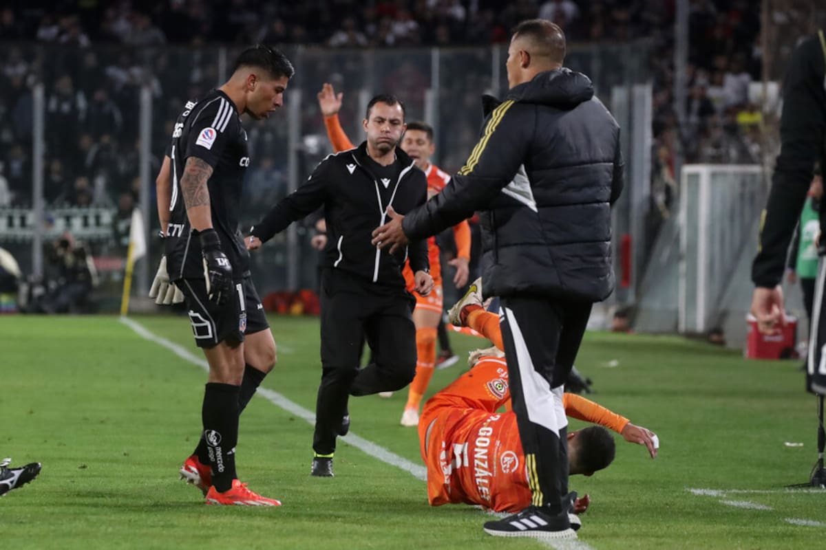 Brayan Cortés fue suspendido por una fecha y no estará ante la UC. Foto: Aton.