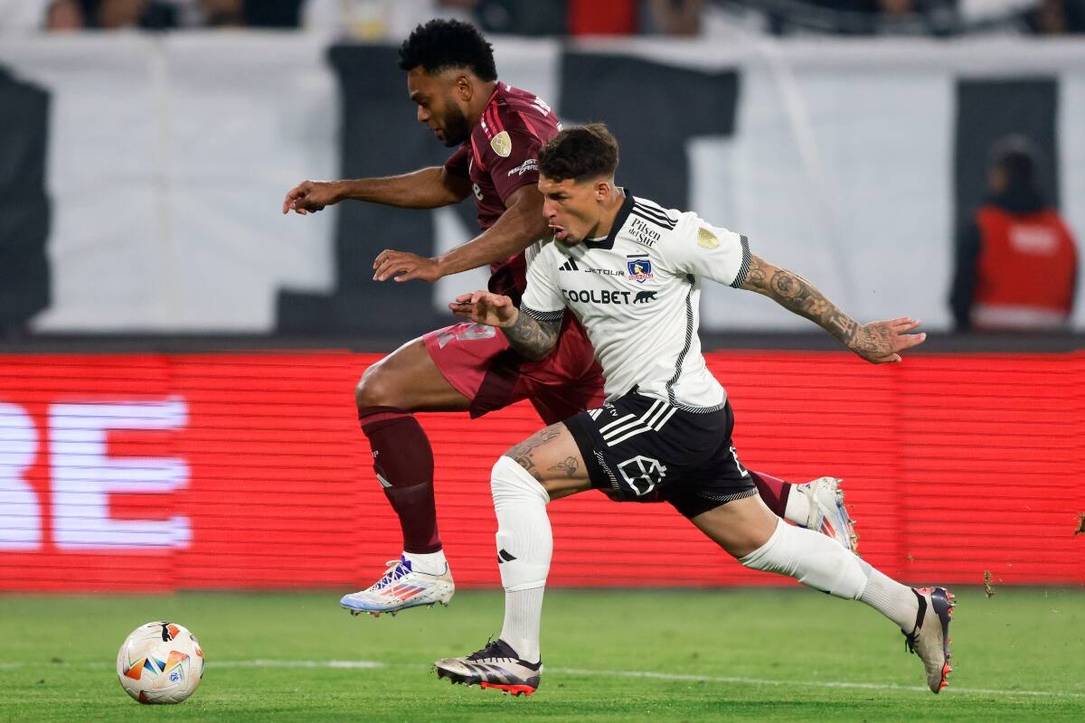 Colo Colo vs River Plate por Copa Libertadores.