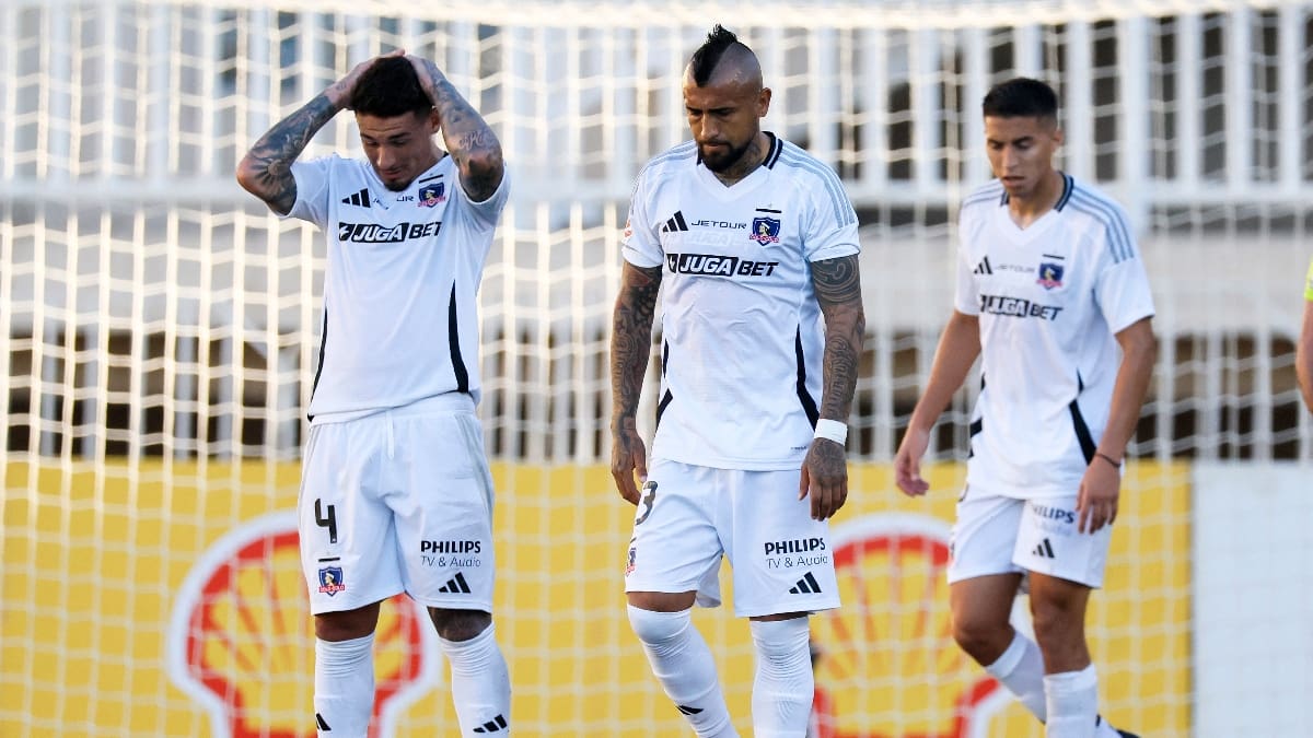 Con baja de último minuto: los 4 jugadores de Colo Colo que no estarán contra Racing