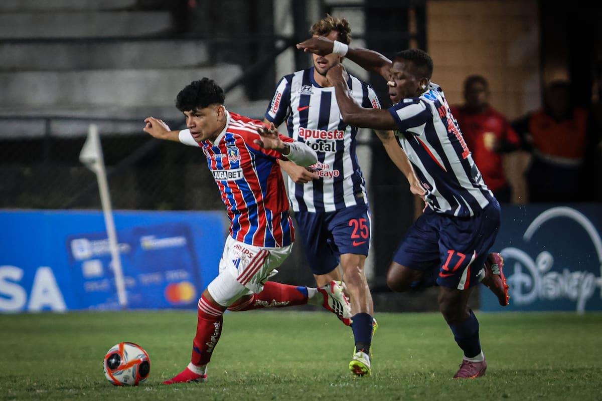 El cuadro albo cayó por 3-2 contra Alianza Lima en la Serie Río de La Plata. Foto: Aton.