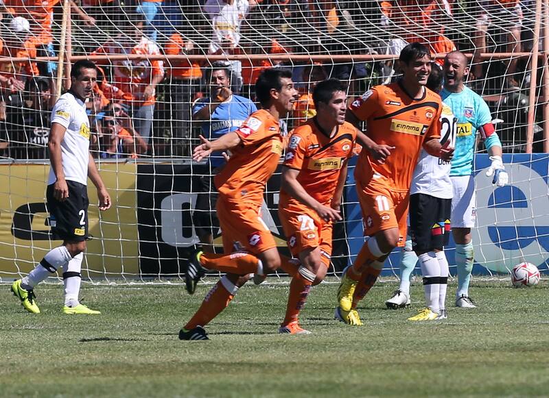 Los albos pasaron más de dos décadas sin ganarle a Cobreloa en Calama. Agencia Aton