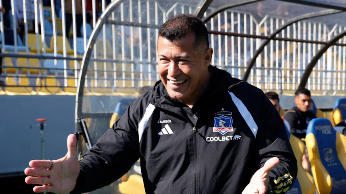 Colo Colo tendrá una reunión clave para definir el futuro de sus refuerzos y el de Maximiliano Falcón