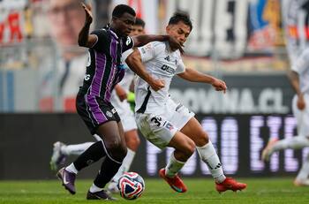 Partido entre Colo Colo y Real Valladolid pudo ser suspendido por culpa de los hinchas