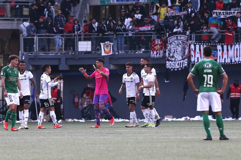 y sus hinchas recibieron grave denuncia en la victoria contra Audax Italiano. Foto: Javier Salvo/Photosport