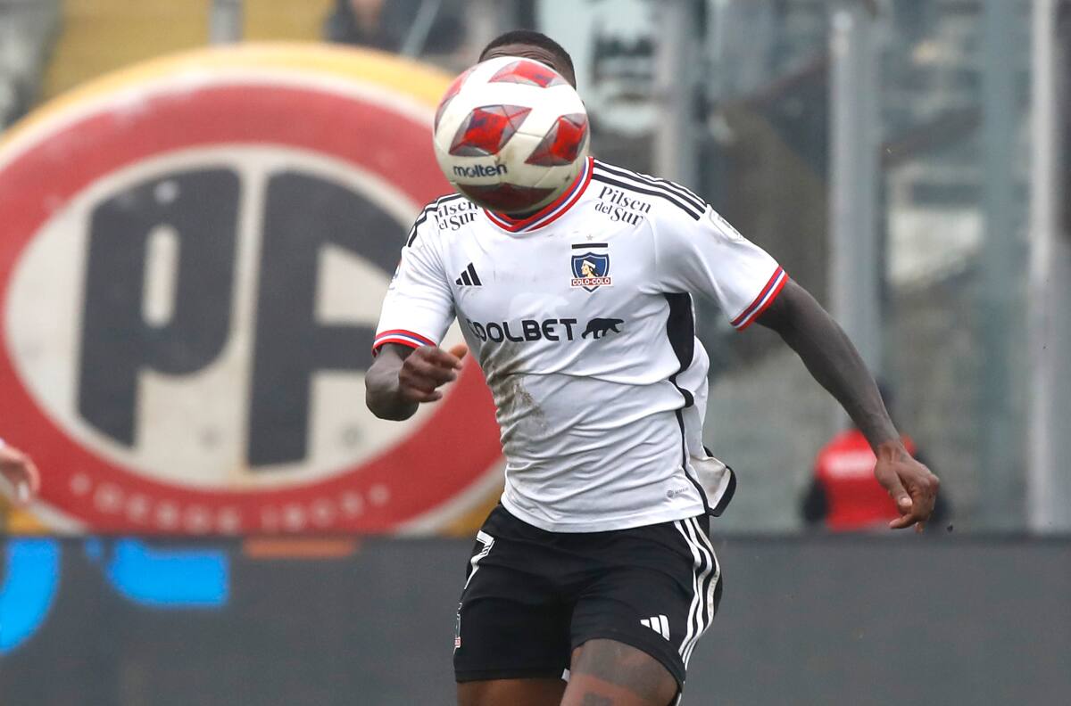 Los delanteros que fueron ligados a Colo Colo y todavía están disponibles para fichar en este mercado