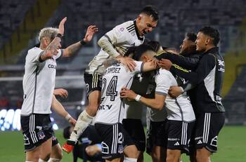 Ni Isla ni Catalán: el nuevo lateral derecho que se gana la confianza de Jorge Almirón en Colo Colo