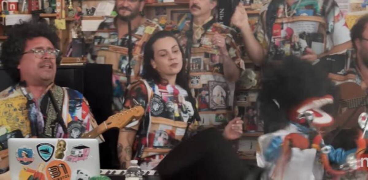 apareció en el Tiny Desk de 31 Minutos. Foto: Captura de NPR Music.