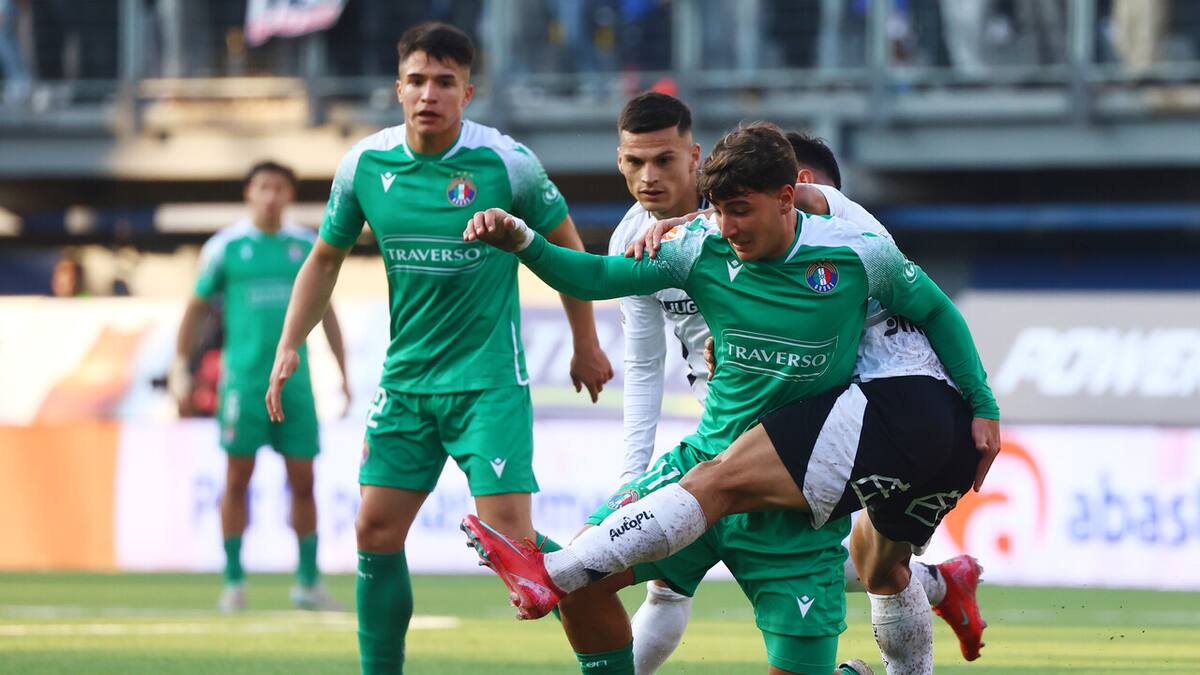 Colo Colo le busca reemplazo a Mauricio Isla y puso su vista en figura de Audax Italiano