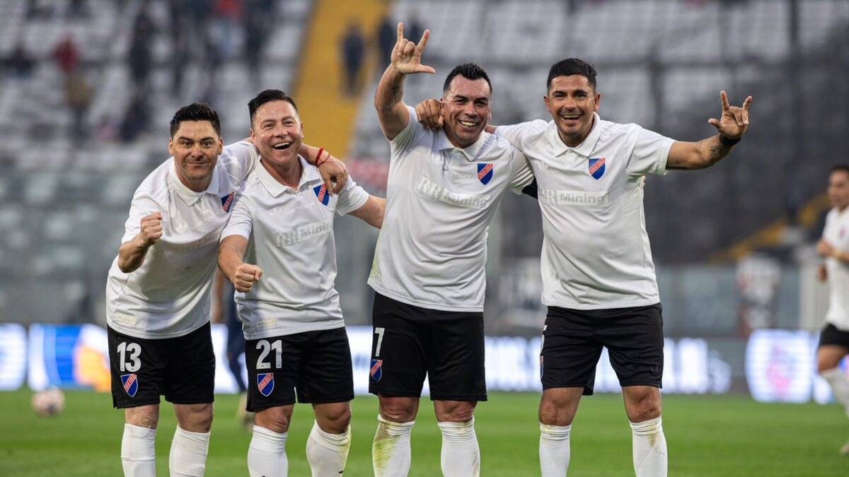 Colo Colo venció a Alianza Lima y cerró invicto la Gira Centenario