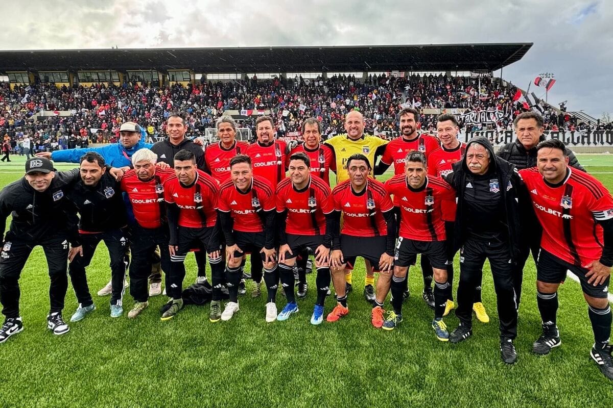 Los históricos de Colo Colo están realizando amistosos por todo Chile.