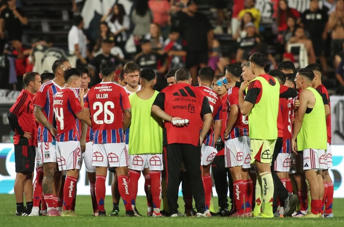 El juvenil que maravilla a Fernando Ortiz tras su debut en Colo Colo: “Tiene una proyección interesante”
