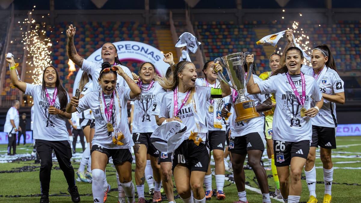 VIDEO | Sol y bachata: las vacaciones caribeñas de tetracampeona con Colo Colo