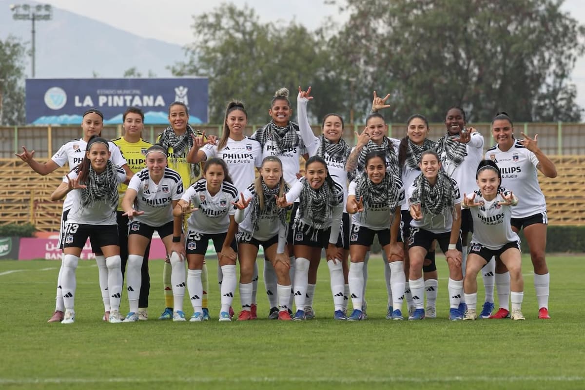 Y su gesto con Palestino. Foto: Instagram Colo Colo Femenino.