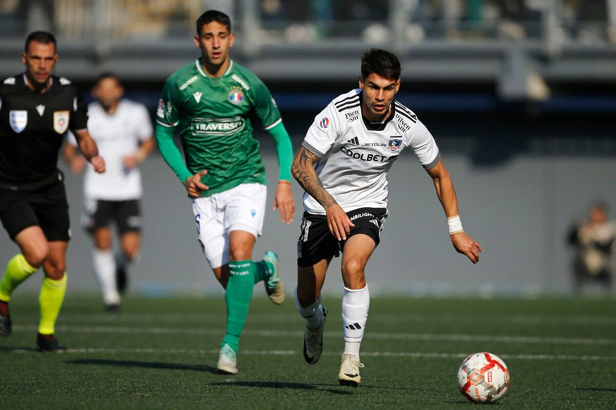 Colo Colo ante Audax Italiano en La Florida.