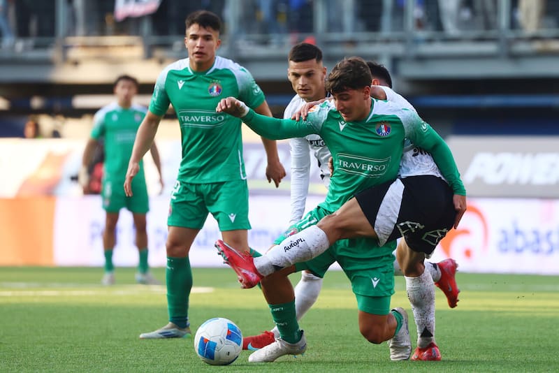 El duelo entre Albos e Itálicos será clave para definir los cupos a Copa Sudamericana. Foto: Agencia ATON.