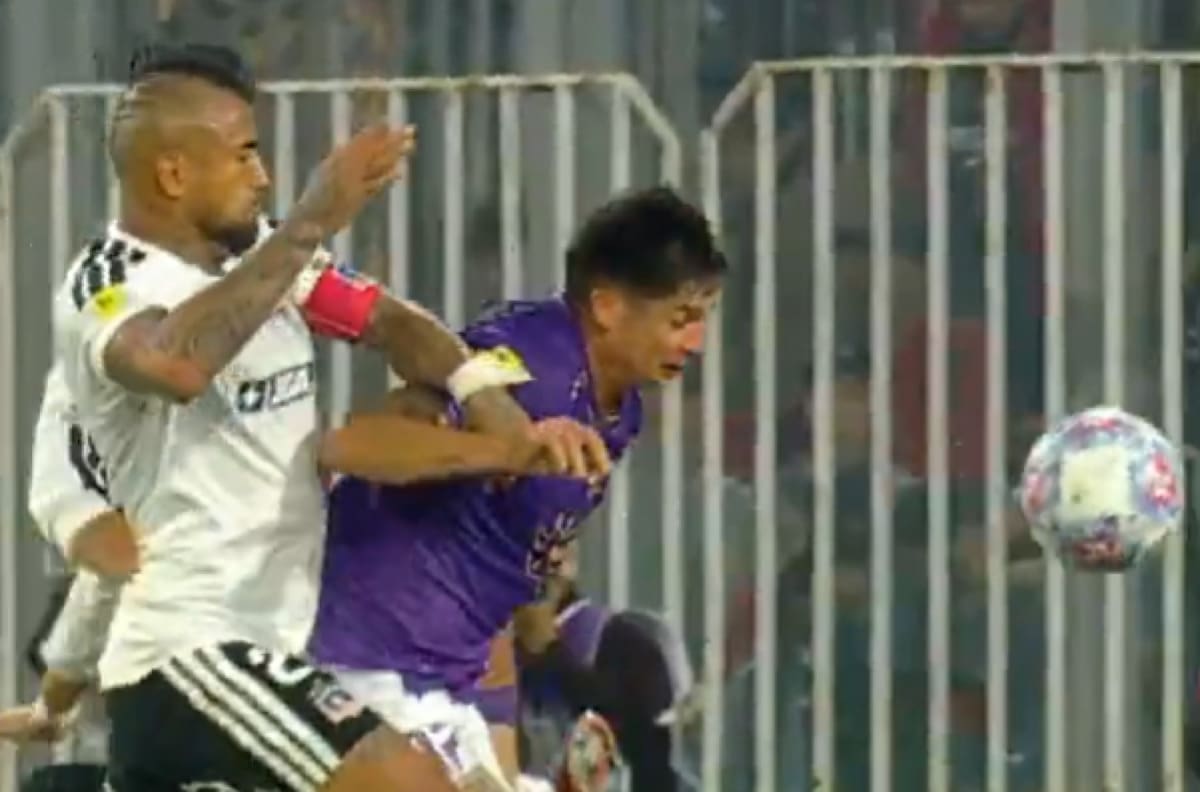 VIDEO | Lo reclamó todo Colo-Colo: el penal que le cobraron a D. Concepción y que convirtió Joaquín Larrivey