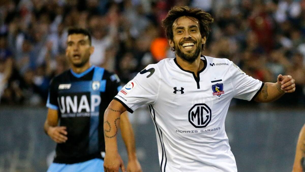 Jorge Valdivia regresó a las prácticas y lesionó a Cristián Gutiérrez