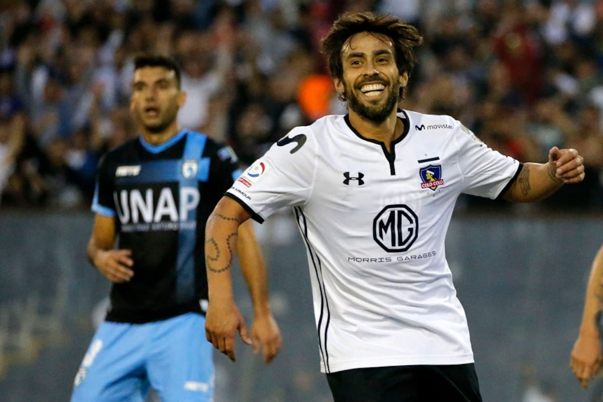 Futbol, Colo Colo vs Deportes Iquique
Sexta fecha, campeonato Nacional 2019
El jugador de Colo Colo Jorge Valdivia celebra su gol contra Deportes Iquique durante el partido de primera division disputado en el estadio Monumental de Santiago, Chile.
30/03/2019
Andres Pina/Photosport
Football, Colo Colo vs Deportes Iquique
6th date, 2019 National Championship
Colo Colo's player Jorge Valdivia celebrates after scoring against Deportes Iquique during the first division football match held at the Monumental stadium in Santiago, Chile.
30/03/2019
Andres Pina/Photosport