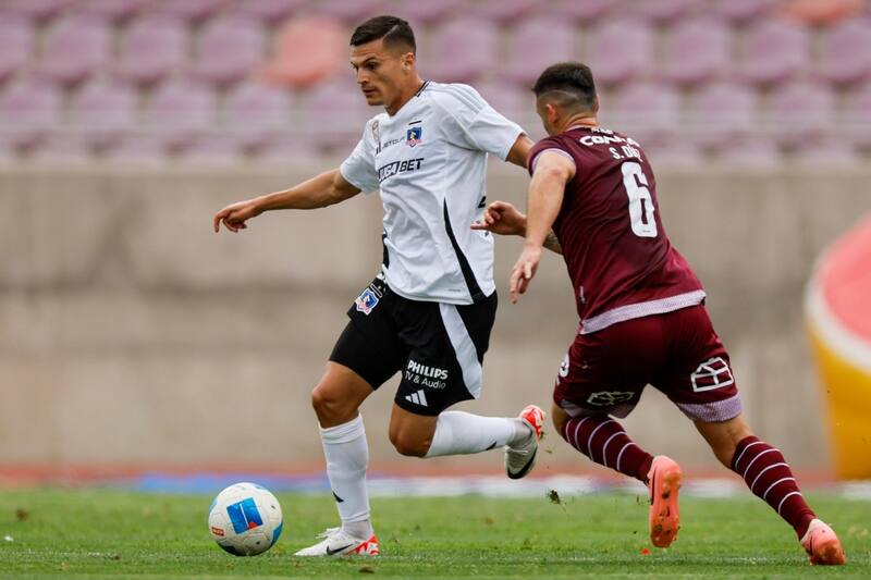 por la Liga de Primera. Foto: Aton.