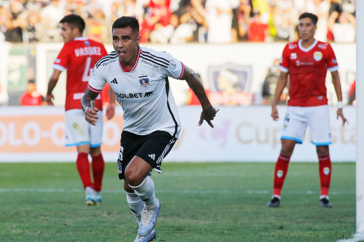 Darío Lezcano abrochó el triunfo de Colo Colo sobre Magallanes en el Estadio Monumental.