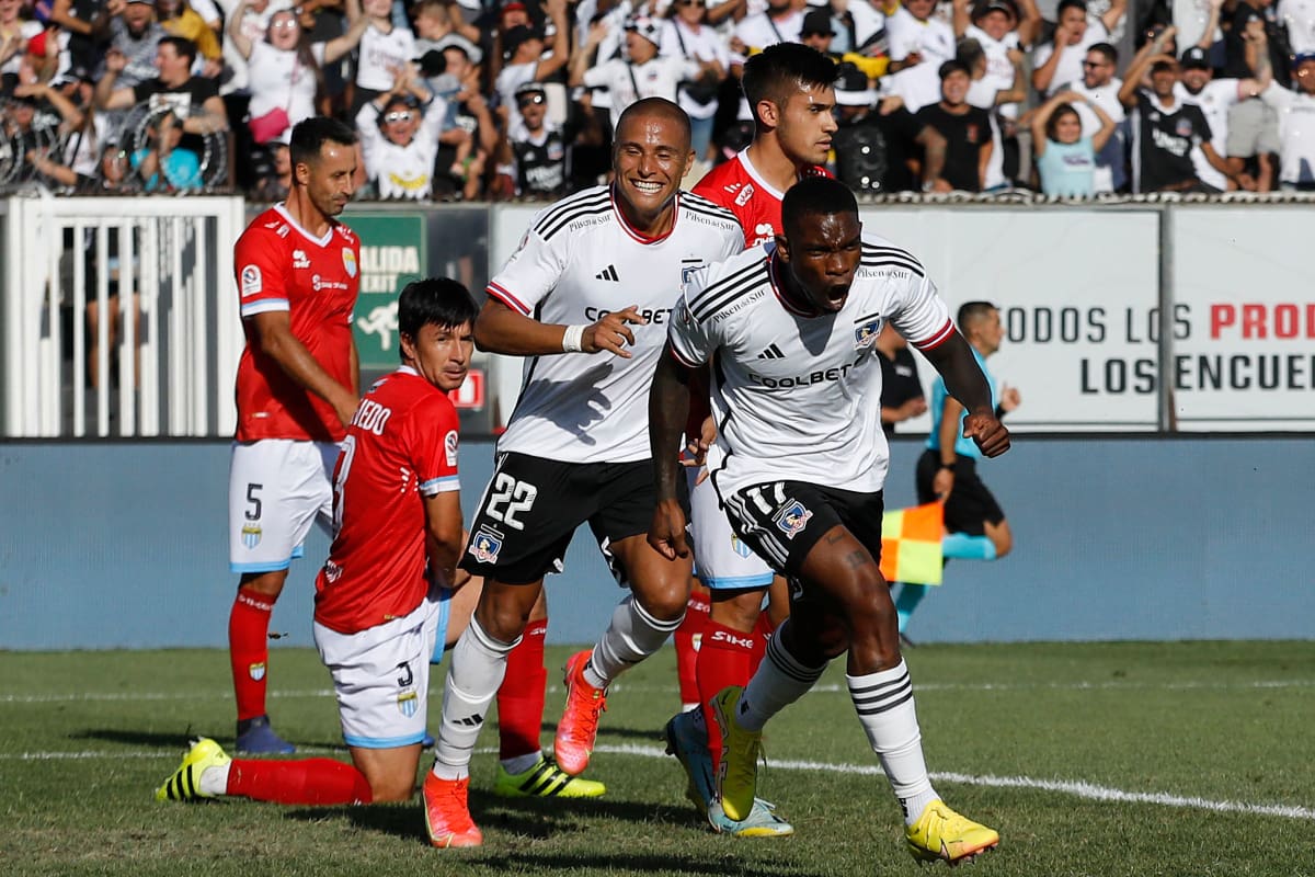 Fabián Castillo abrió el marcador en el partido de Colo Colo versus Magallanes.