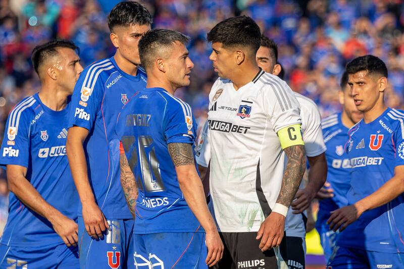 Hoy los albos sufren cada victoria azul. Foto: Felipe Escobedo