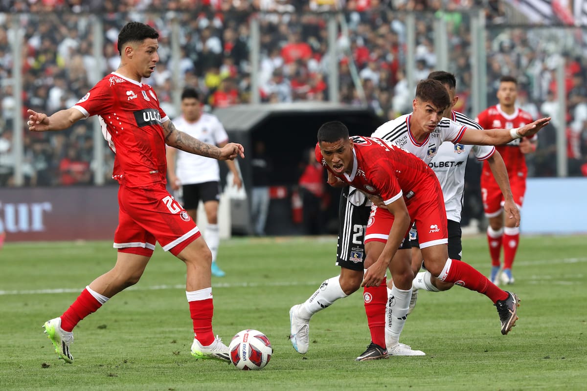 Erick Wiemberg contra Unión La Calera.