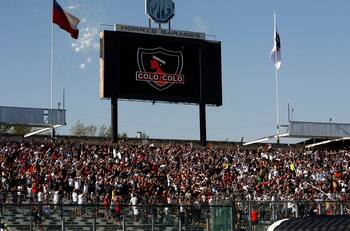 Colo Colo sigue liderando el ránking de público del fútbol chileno