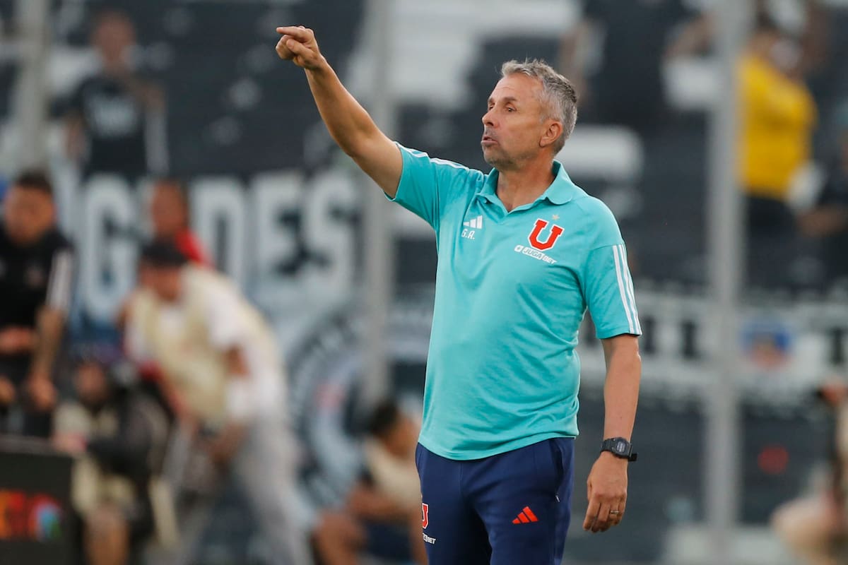 El entrenador de Universidad de Chile Gustavo Alvarez.
