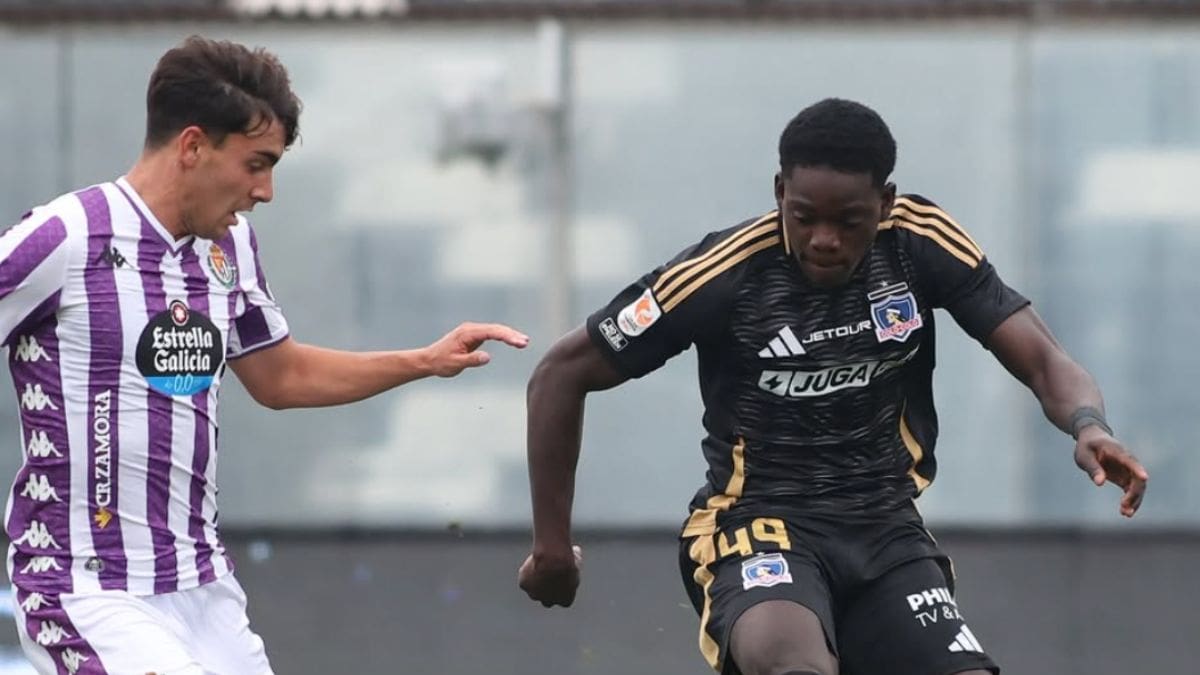 Atento Jorge Almirón: los juveniles de Colo Colo que piden minutos tras duelo ante Valladolid