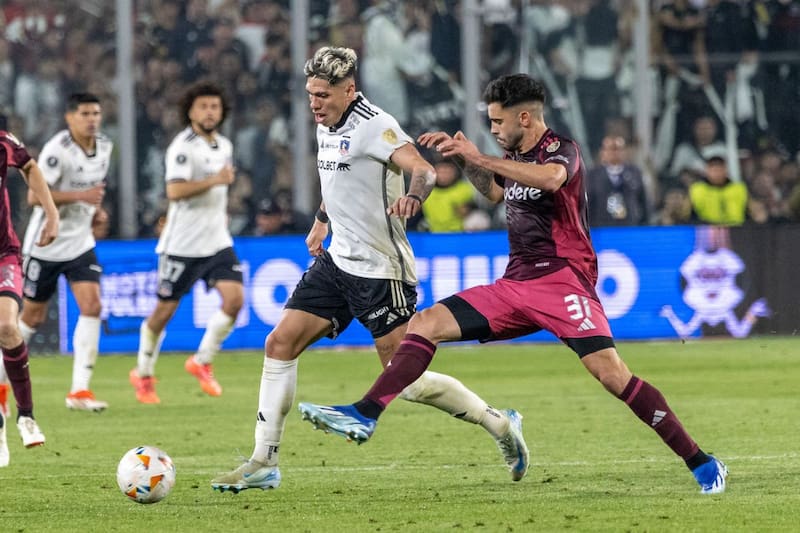 Carlos Palacios marcó el gol de Colo Colo en el 1-1 ante River Plate. Foto: Felipe Escobedo.