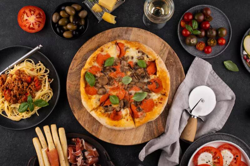 Estos alimentos no se pueden calentar en el microondas, según los expertos.