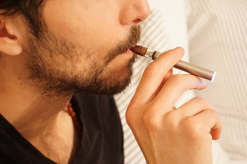 normativa que regula el uso de vapeadores.
