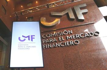 ¡Hay sueldos de hasta $4 millones! Estas son las ofertas de trabajo en la Comisión para el Mercado Financiero