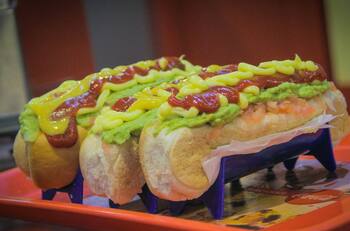 Día del Completo: Clientes de IKEA pueden disfrutarlos por tan solo $990 en estas tiendas de Santiago