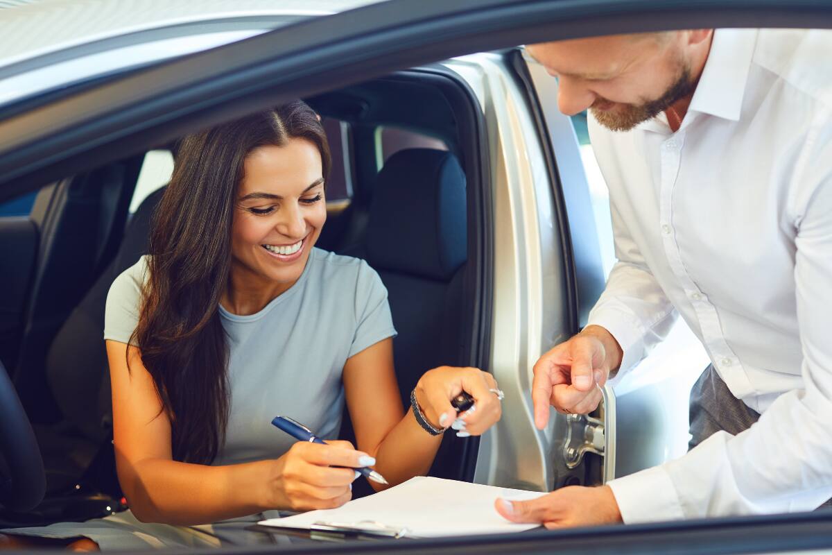 Revisa porque no podrías poner a tu nombre un auto.