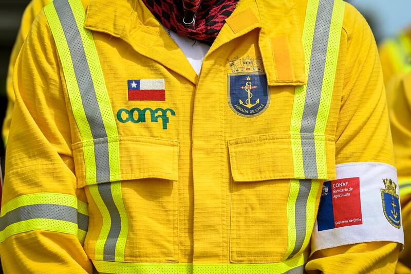 coordina combate de incendios en Chile.