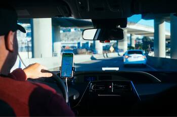 Esta es la licencia de conducir que deberán tener los conductores de Uber por Ley en Chile