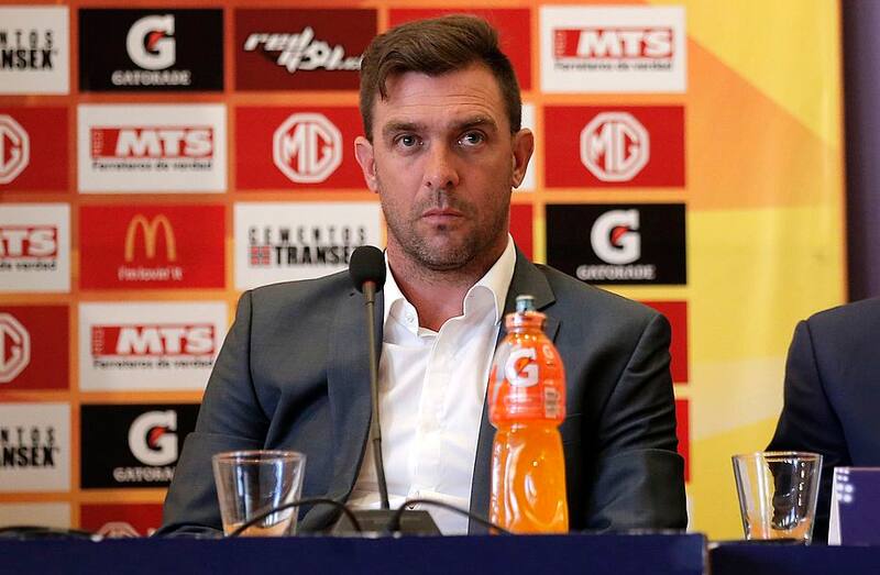 Pablo Guede dirigió a Colo Colo y Palestino en el fútbol chileno.