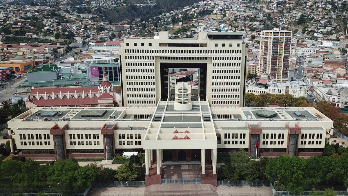 Este es el plazo que tienen los ministros para renunciar a sus cargos y postular al Congreso