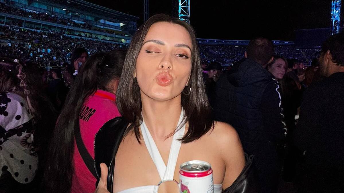 “Las Capelli, sin pelos en la lengua”: Constanza Capelli estrena programa junto a su hermana y su madre
