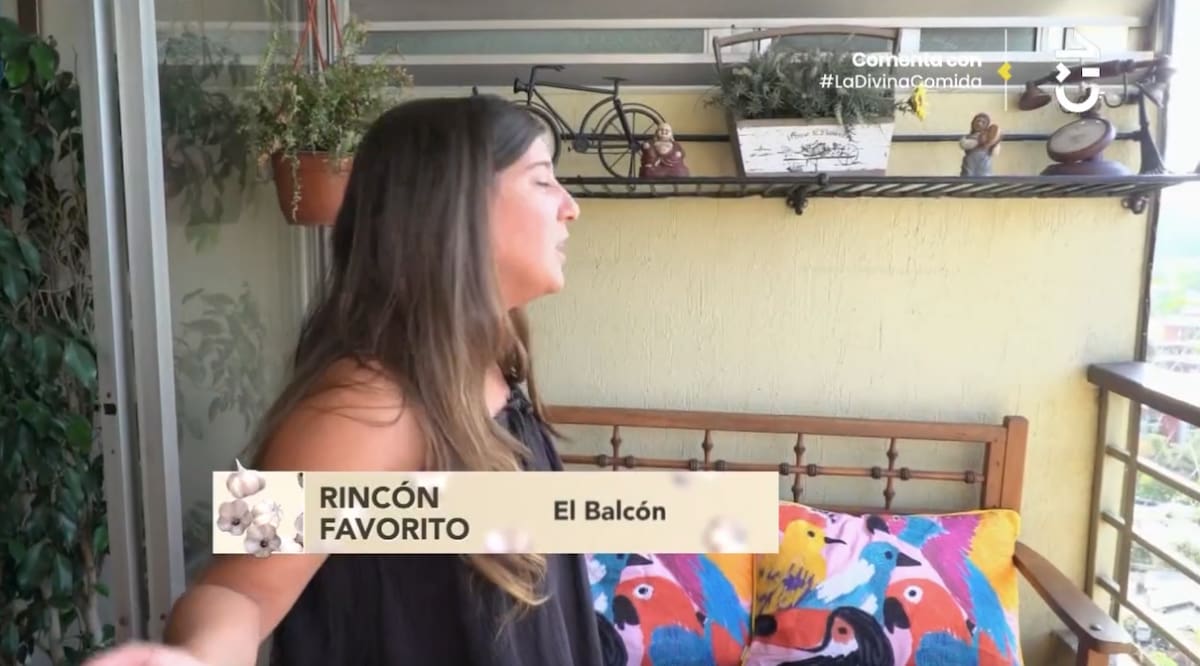 Su balcón es su rincón preferido / CHV
