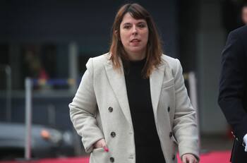 ¿Quién es Constanza Martínez, exdelegada presidencial de la Región Metropolitana?