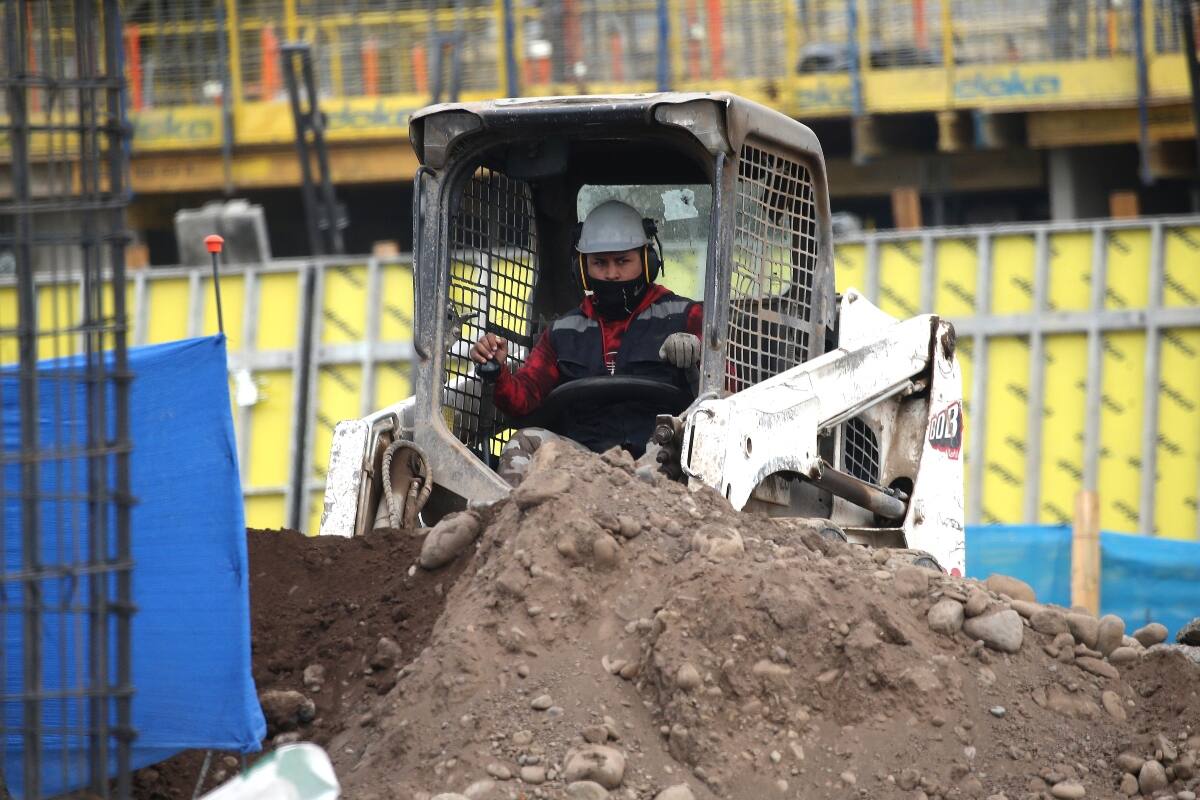 Construcción de proyecto inmobiliario en Valparaíso tardará 45 años, con 300 viviendas anuales.